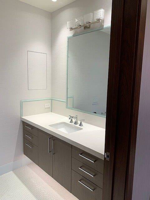 Bathroom baths 1